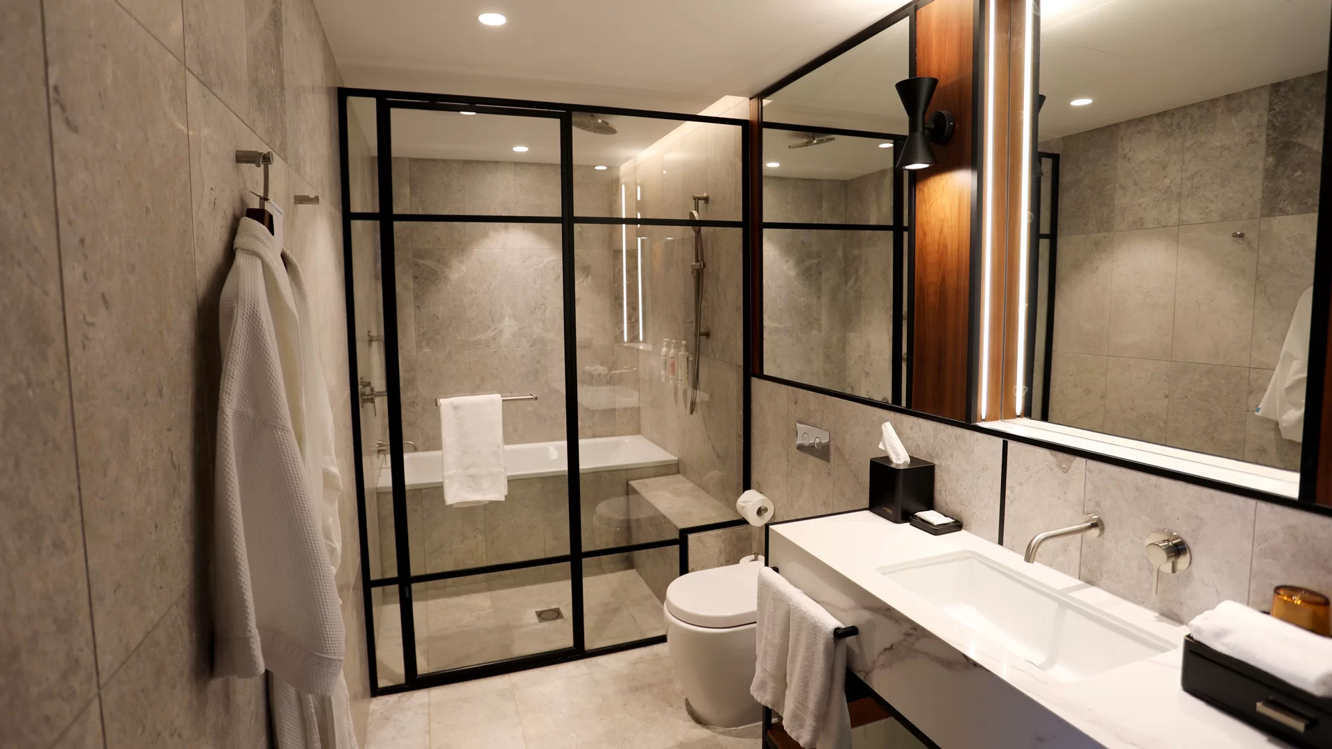 Pivotech shower screen installed in Melbourne hotel